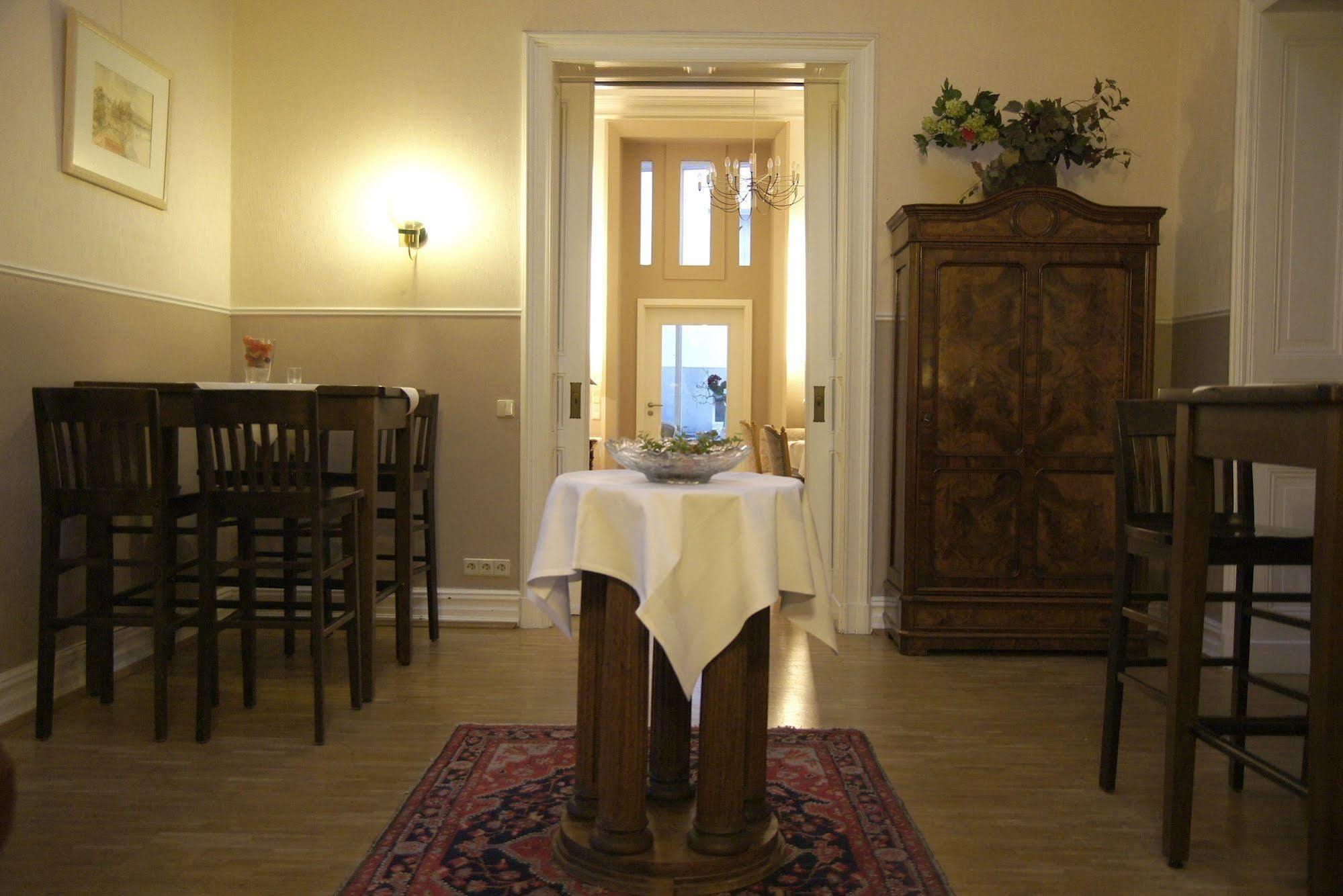 Burghotel Ad Sion Rheinbreitbach Exterior foto